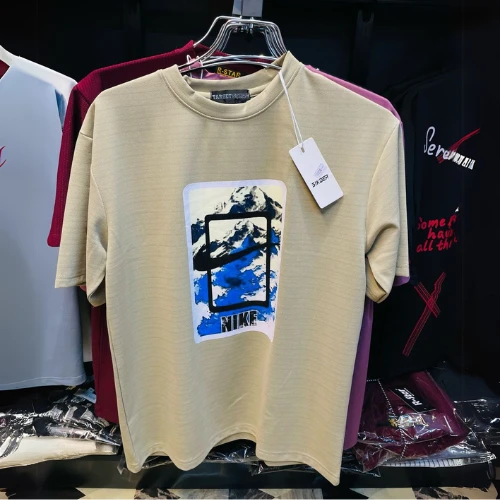 Nike Mountain Graphic T-Shirt